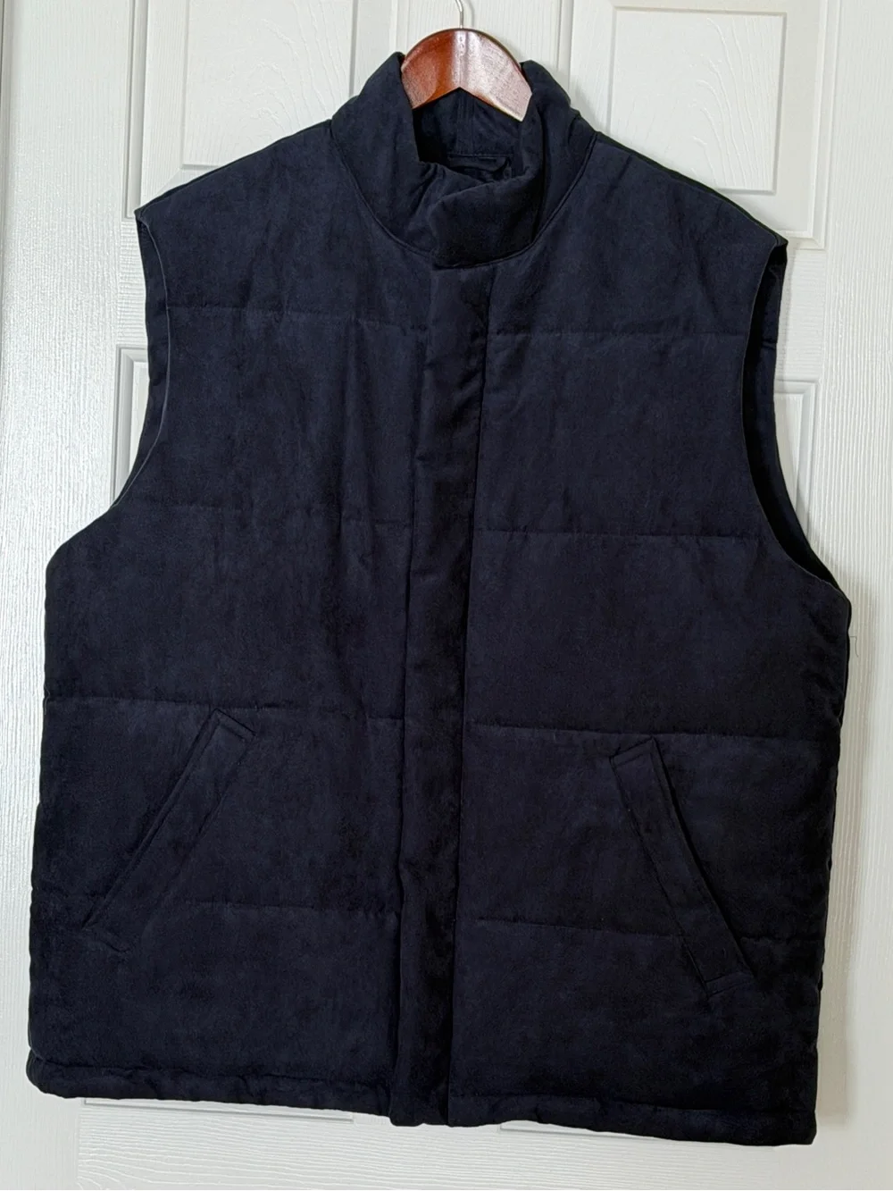 Banana Republic Vegan Suede Puffer Vest XL Navy Quiet Luxury Preppy